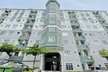 APARTMENT DESA PALMA NILAI FOR SALE