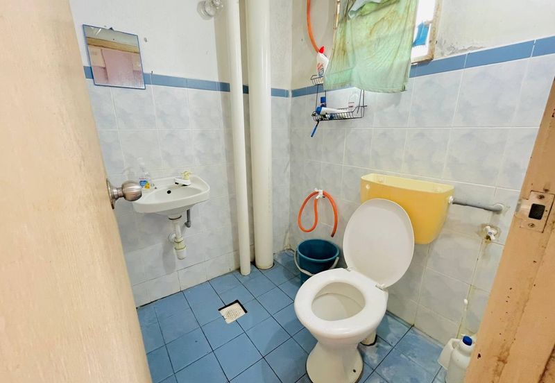 APARTMENT DESA PALMA NILAI FOR SALE