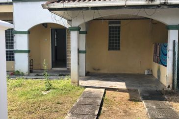 Taman Desa Pinggiran Bayu