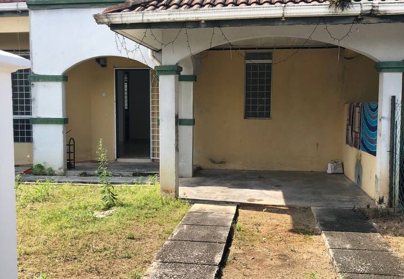 Taman Desa Pinggiran Bayu