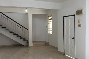 Taman Desa Pinggiran Bayu