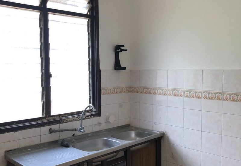 Taman Desa Pinggiran Bayu