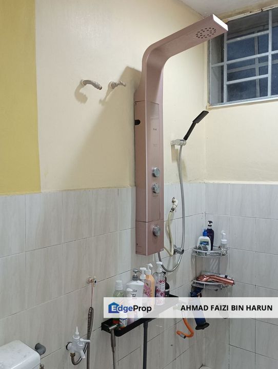 DOUBLE STOREY ,TAMAN PERMAI 3 (FULLY RENOVATED), Negeri Sembilan, Seremban