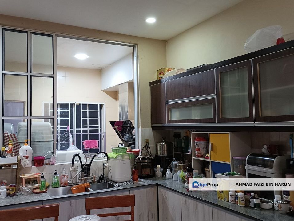 DOUBLE STOREY ,TAMAN PERMAI 3 (FULLY RENOVATED), Negeri Sembilan, Seremban