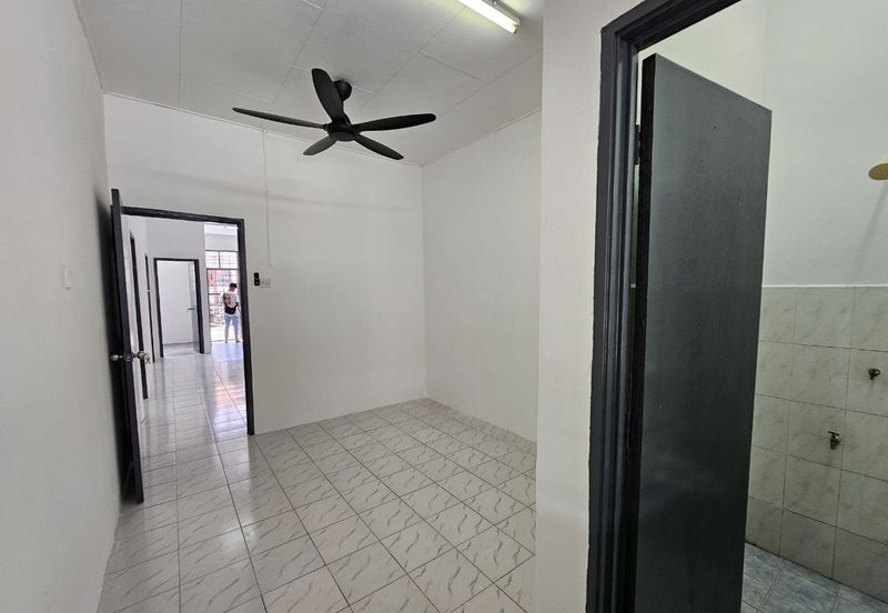 SINGLE STOREY (RENO), TAMAN POLITEKNIK 