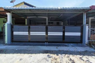 SINGLE STOREY , TAMAN POLITEKNIK  , PORT DICKSON