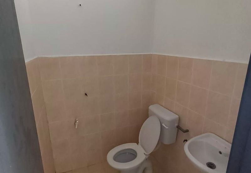 SINGLE STOREY , TAMAN POLITEKNIK  , PORT DICKSON