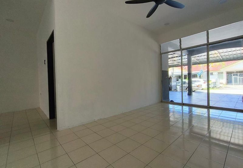 SINGLE STOREY , TAMAN POLITEKNIK  , PORT DICKSON