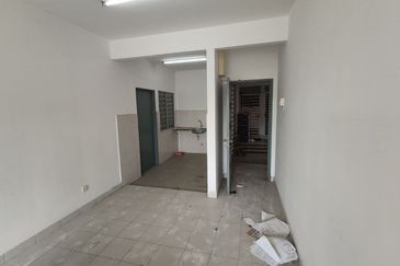 (SALE) APARTMENT PR1MA PRESINT 11 PUTRAJAYA FOR SALE (BELOW MV)