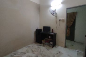 Taman Nilam, Tanjong Karang