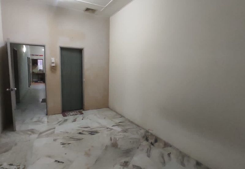 Taman Nilam, Tanjong Karang