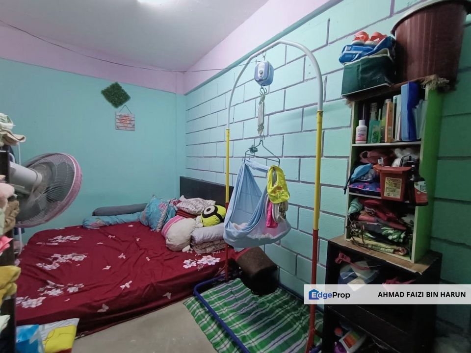 FLAT TAMAN SEMARAK NILAI N9 FOR SALE, Negeri Sembilan, Nilai