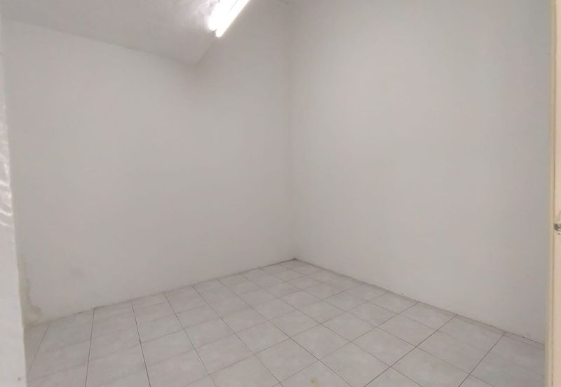 Taman Sri Bayu, Tanjong Sepat