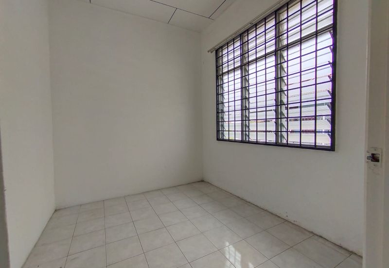 Taman Sri Bayu, Tanjong Sepat