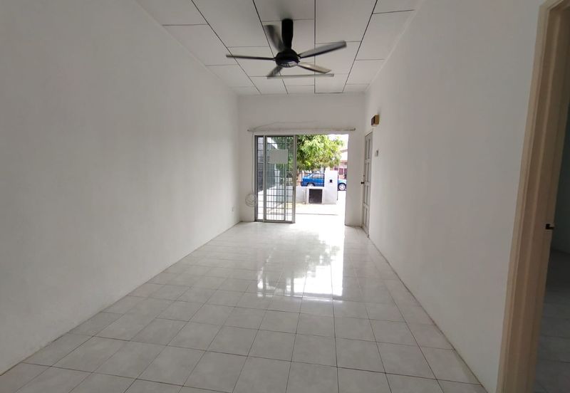 Taman Sri Bayu, Tanjong Sepat