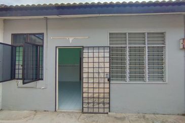 Taman Sri Bayu, Tanjong Sepat