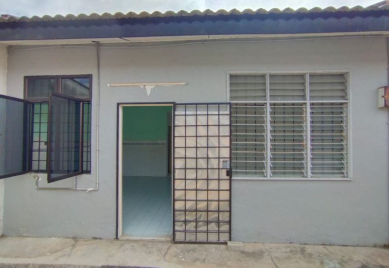 Taman Sri Bayu, Tanjong Sepat