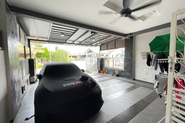 RENOVATED SINGLE STOREY TAMAN JASMIN INDAH SENAWANG N9 FOR SALE