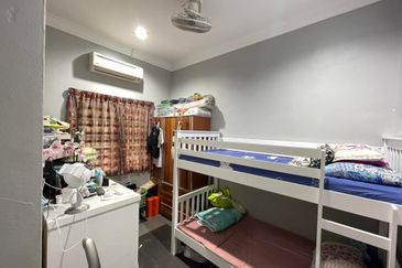 RENOVATED SINGLE STOREY TAMAN JASMIN INDAH SENAWANG N9 FOR SALE