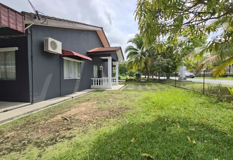 Taman College Heights (Sikamat)