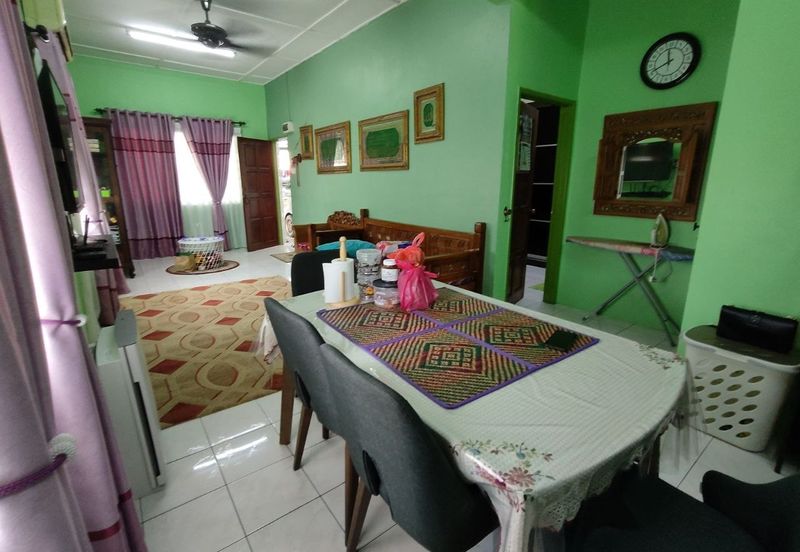 Taman College Heights (Sikamat)