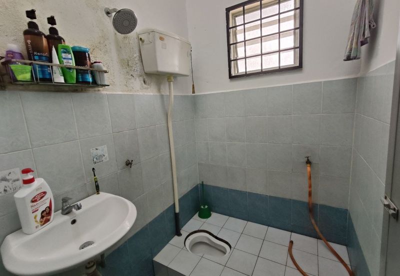 Taman College Heights (Sikamat)