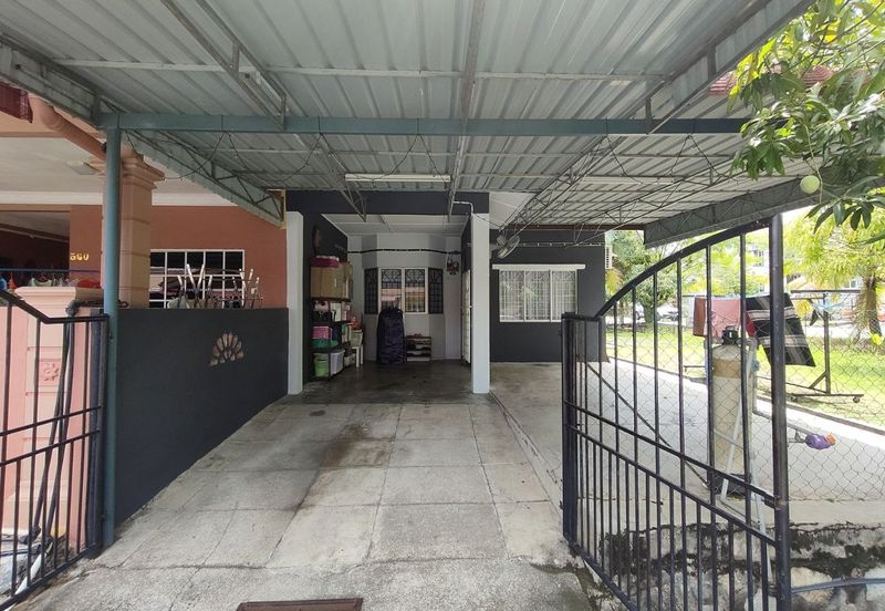 Taman College Heights (Sikamat)