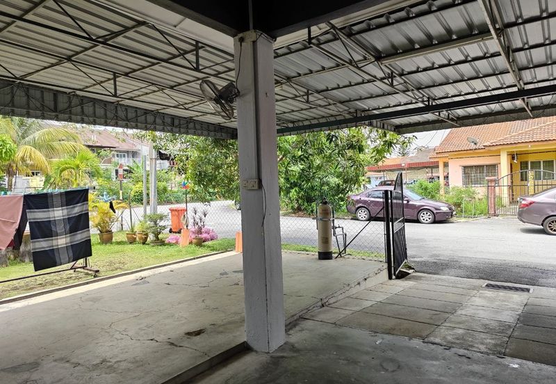 Taman College Heights (Sikamat)