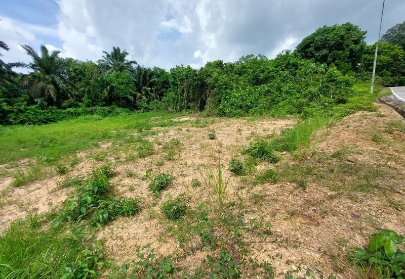 LOT BANGLO SEPANG TANAH RATA UNTUK DIJUAL