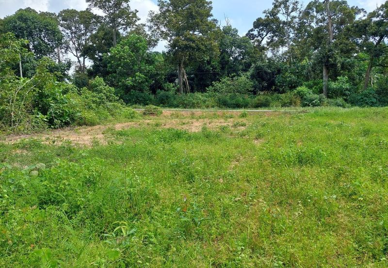 LOT BANGLO SEPANG TANAH RATA UNTUK DIJUAL