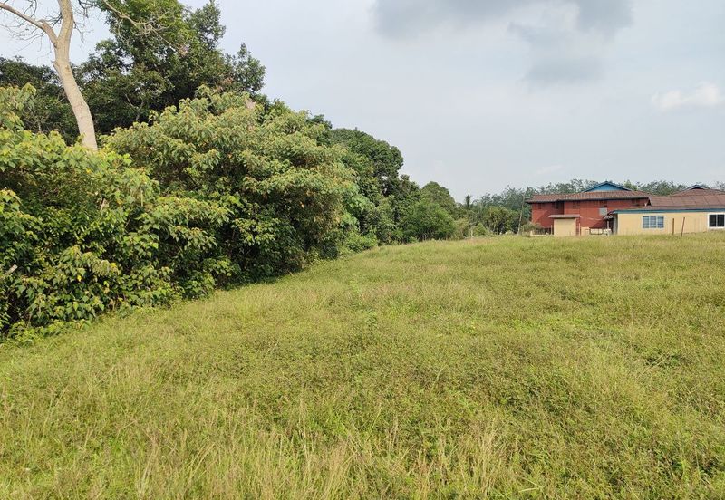 Tanah Lot Banglo Padang Sebang Alor Gajah Melaka untuk Dijual