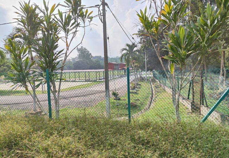 Tanah Lot Banglo Padang Sebang Alor Gajah Melaka untuk Dijual