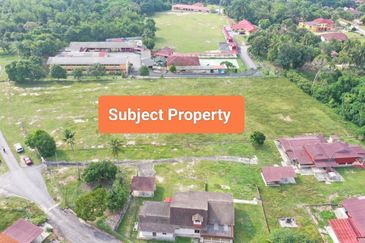 Tanah Lot Banglo Padang Sebang Alor Gajah Melaka untuk Dijual