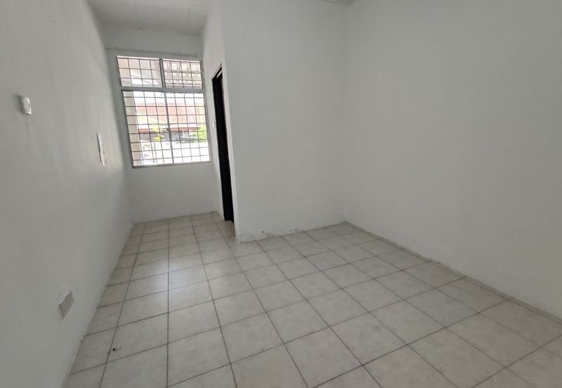 TAMAN INTAN PERDANA (PKN. TELUK KEMANG)