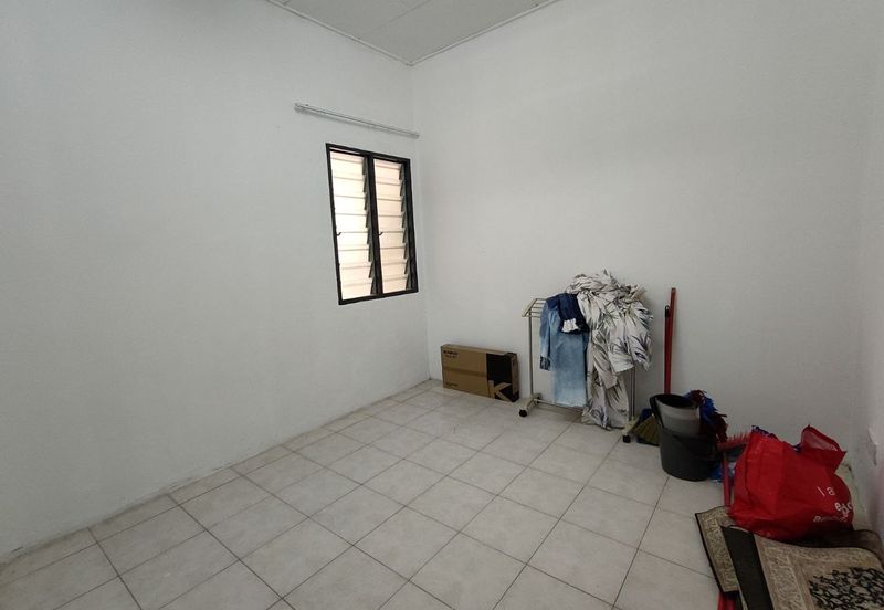 TAMAN INTAN PERDANA (PKN. TELUK KEMANG)