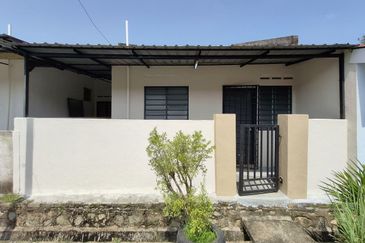 TAMAN INTAN PERDANA (PKN. TELUK KEMANG)