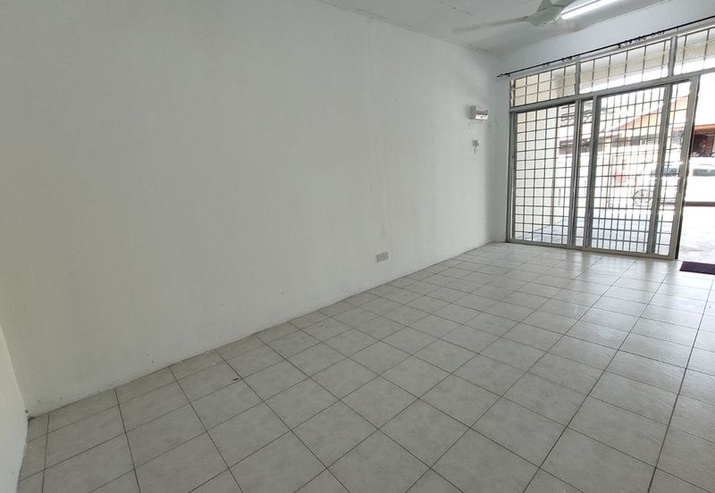 TAMAN INTAN PERDANA (PKN. TELUK KEMANG)