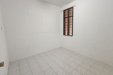 𝗘𝗫𝗧𝗘𝗡𝗗𝗘𝗗 𝗦𝗜𝗡𝗚𝗟𝗘 𝗦𝗧𝗢𝗥𝗘𝗬 𝗧𝗔𝗠𝗔𝗡 𝗠𝗔𝗧𝗔𝗛𝗔𝗥𝗜 𝗛𝗘𝗜𝗚𝗛𝗧 𝗦𝗘𝗡𝗔𝗪𝗔𝗡𝗚 𝗡𝟵 𝗙𝗢𝗥 𝗦𝗔𝗟𝗘