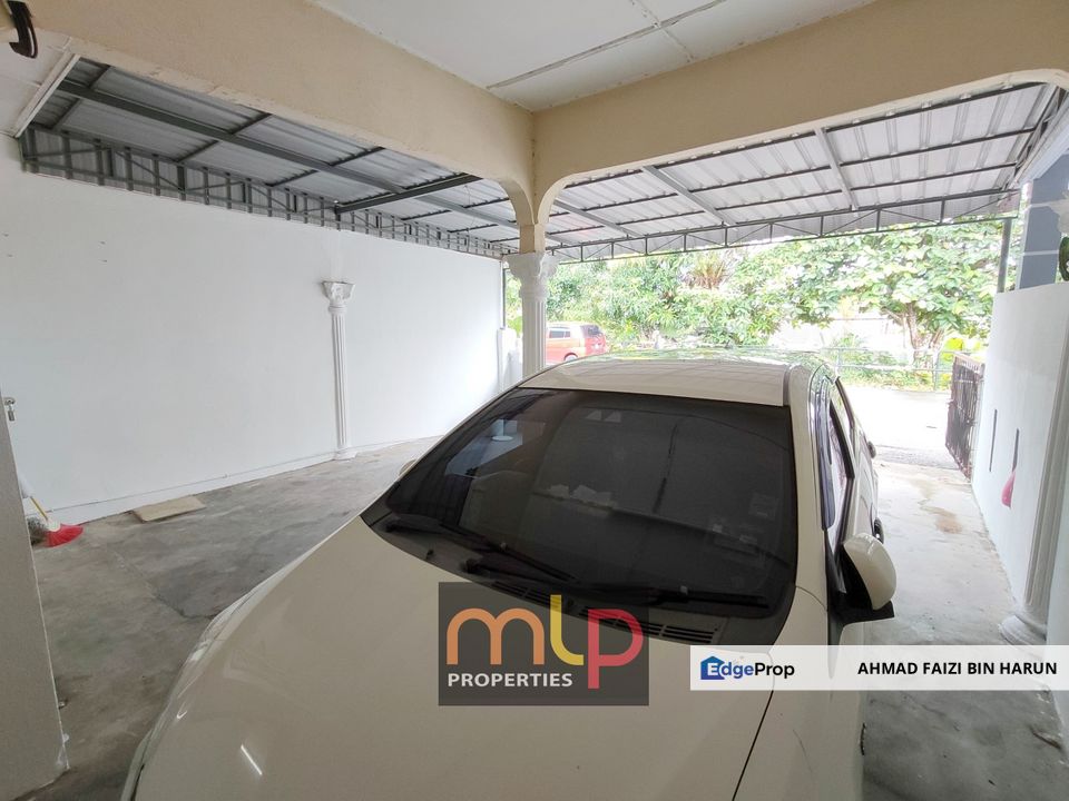 𝗦𝗶𝗻𝗴𝗹𝗲 𝗦𝘁𝗼𝗿𝗲𝘆 𝗙𝗮𝗰𝗶𝗻𝗴 𝗢𝗽𝗲𝗻 𝗧𝗮𝗺𝗮𝗻 𝗕𝘂𝗸𝗶𝘁 𝗔𝗿𝗮 𝗞𝘂𝗮𝗹𝗮 𝗣𝗶𝗹𝗮𝗵 𝗡𝟵 𝗙𝗼𝗿 𝗦𝗮𝗹𝗲 [𝗡𝗼𝗻 𝗕𝘂𝗺𝗶], Negeri Sembilan, Kuala Pilah