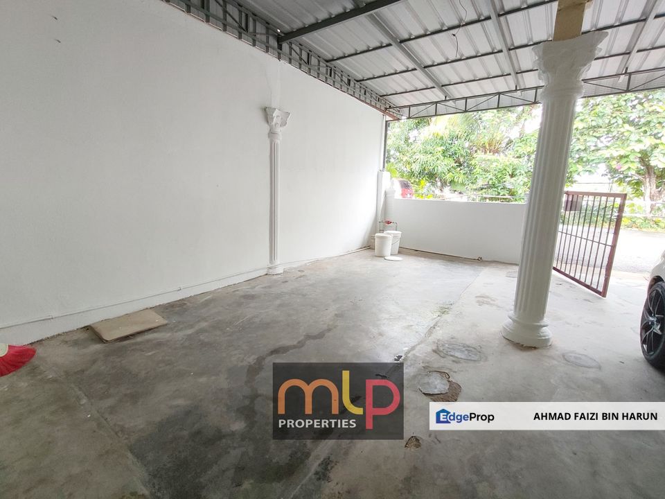 𝗦𝗶𝗻𝗴𝗹𝗲 𝗦𝘁𝗼𝗿𝗲𝘆 𝗙𝗮𝗰𝗶𝗻𝗴 𝗢𝗽𝗲𝗻 𝗧𝗮𝗺𝗮𝗻 𝗕𝘂𝗸𝗶𝘁 𝗔𝗿𝗮 𝗞𝘂𝗮𝗹𝗮 𝗣𝗶𝗹𝗮𝗵 𝗡𝟵 𝗙𝗼𝗿 𝗦𝗮𝗹𝗲 [𝗡𝗼𝗻 𝗕𝘂𝗺𝗶], Negeri Sembilan, Kuala Pilah