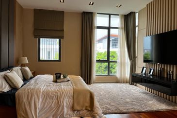 Jalan Anggerik Aranda 31/41