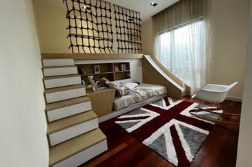 3 Storey Semi-D @ Kota Kemuning