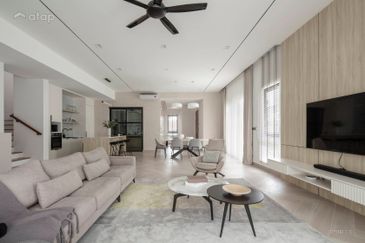 Semi-D @ Kota Kemuning