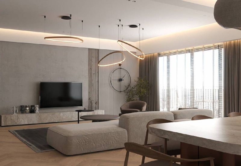 Luxury Condo By The Lake