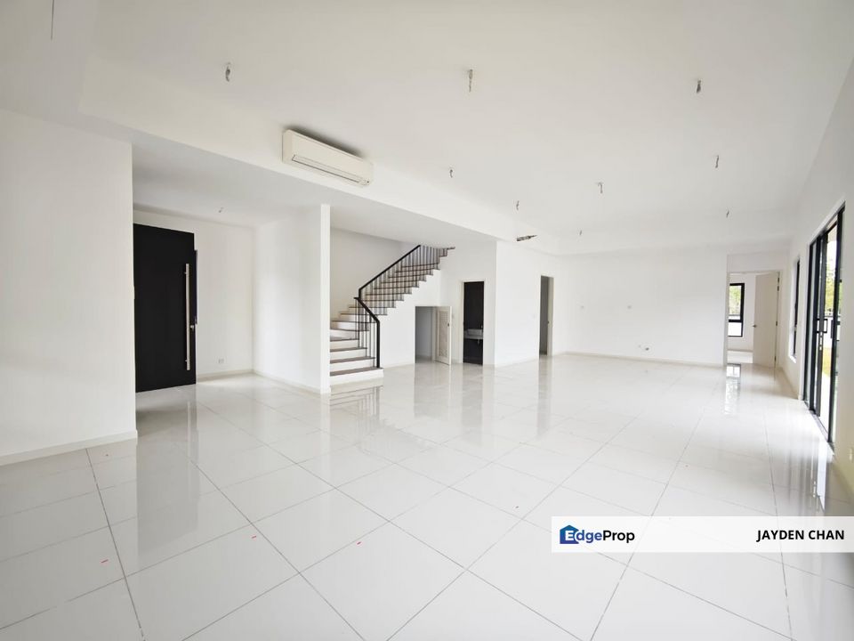 FREESIA RESIDENCE SEMI-D FOR SALE, Selangor, Telok Panglima Garang
