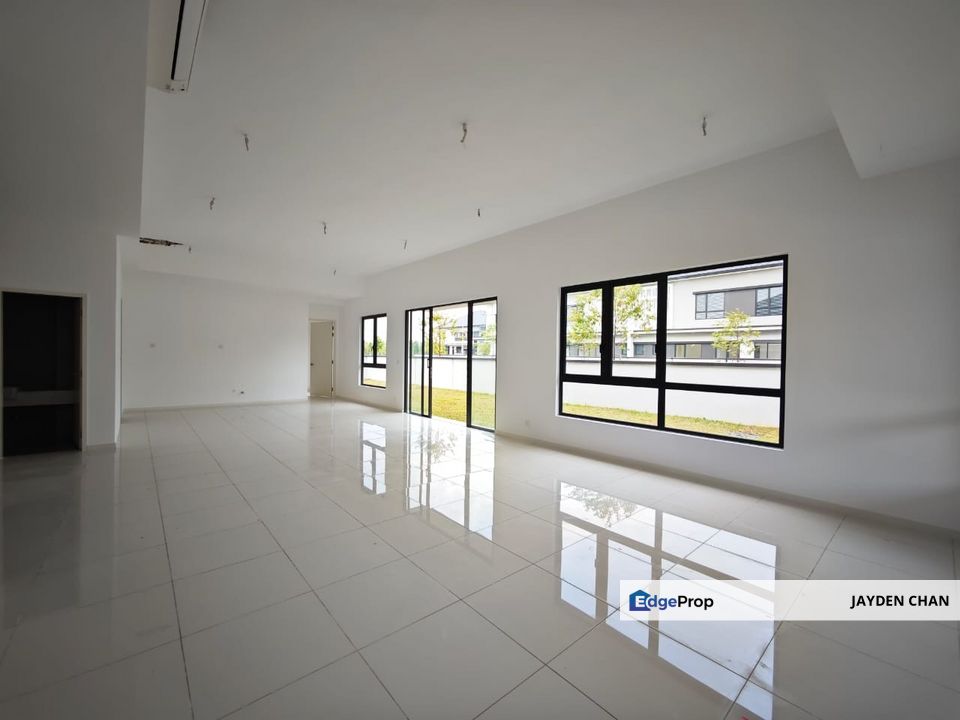 FREESIA RESIDENCE SEMI-D FOR SALE, Selangor, Telok Panglima Garang