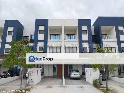 Town House, Selangor, Sepang