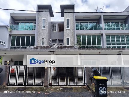 [9 min to Lotus's Manjung, TF Value-Mart & Eco-Shop @ Sitiawan] Town House (Upper Unit) [10 min to Seri Manjung Hospital & Kolej Vokasional Seri Manju, Perak, Sitiawan