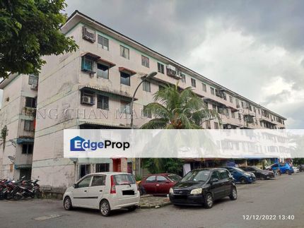 Flat [3 min to MidPoint Shopping Complex; 5 min to Pandan Indah LRT Station; 9 min to Sunway Velocity Mall], Kuala Lumpur, 