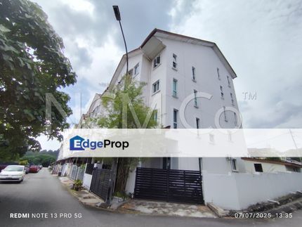 Town House, Selangor, Seri Kembangan